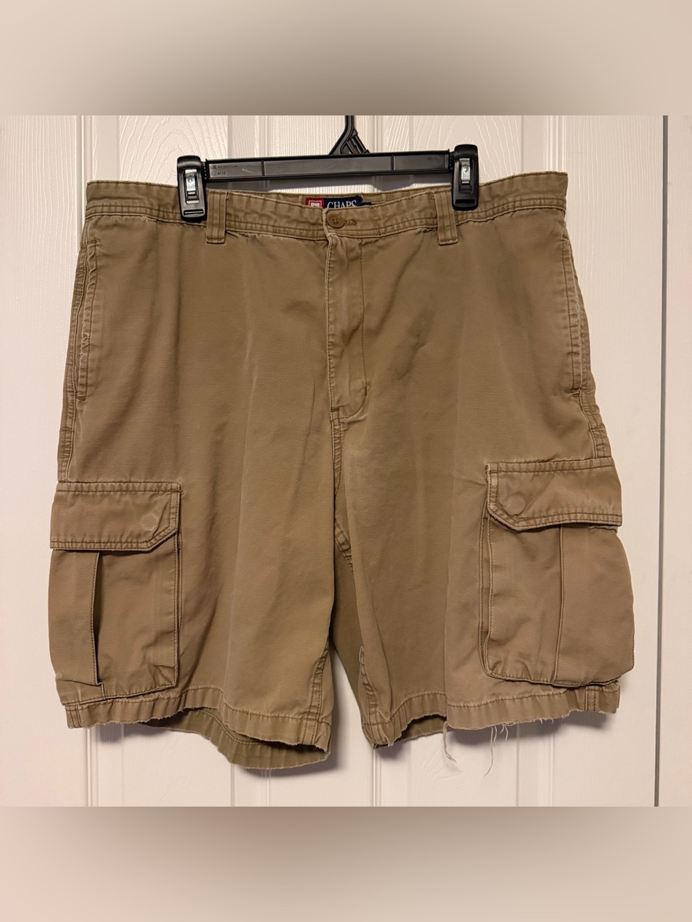 CHAPS Mens Khaki Cargo Shorts 100% Cotton Size 38 Utility Outdoor Hiking